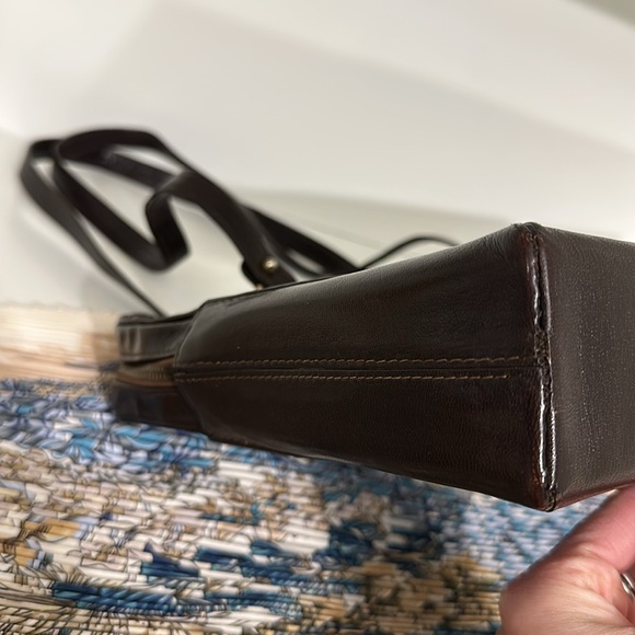 SOLD Fendi FF Logo Intrecciato Leather Shoulder Bag - Picture 9 of 17